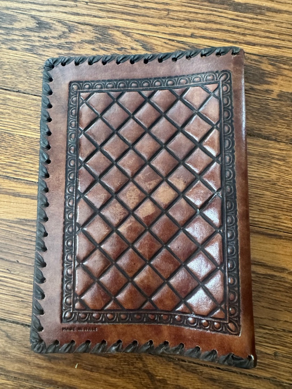 Italian Hand Tooled Lion in Shield leather Whip Stitched Edges journaled cover - Picture 2 of 9